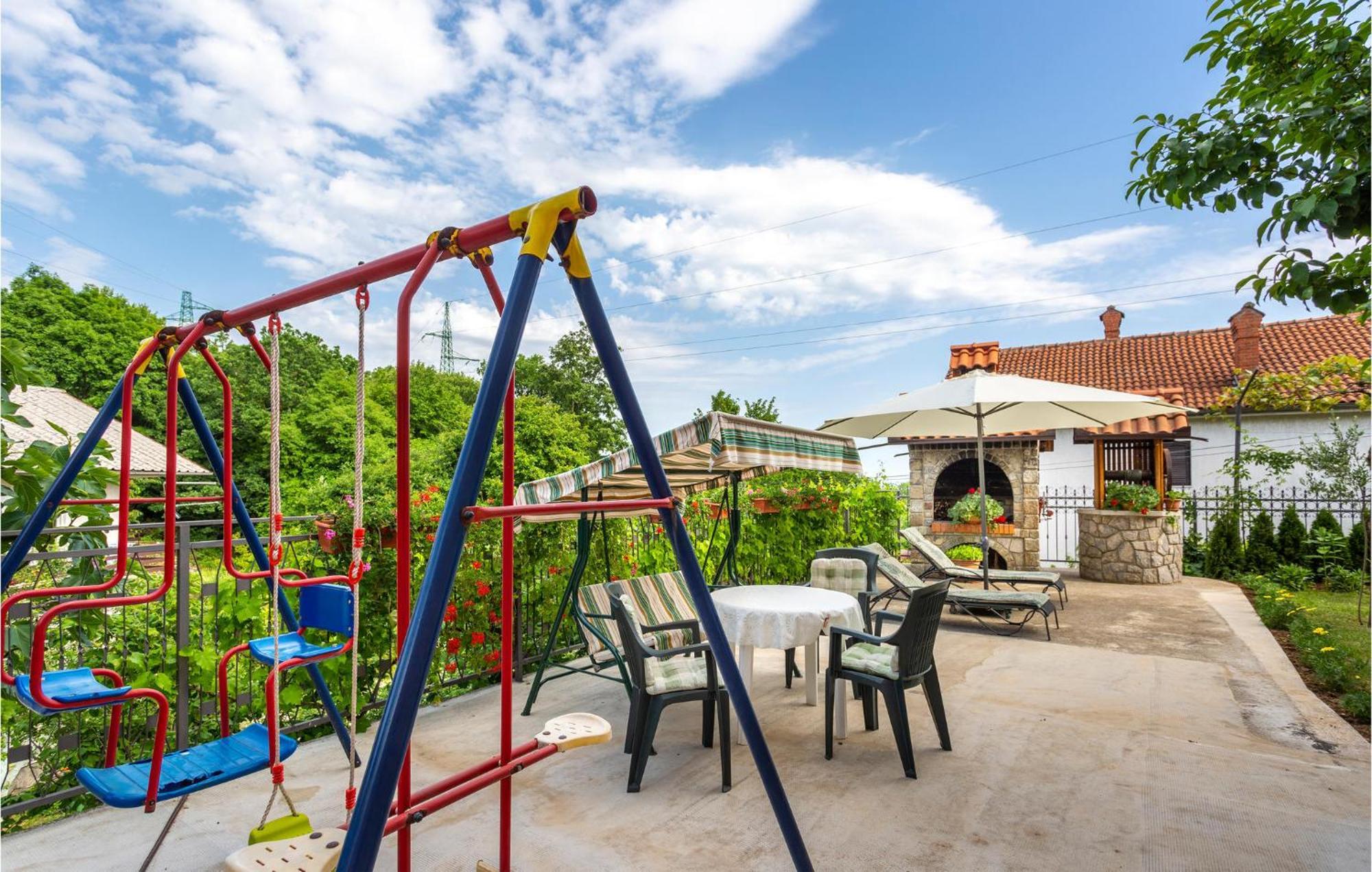 Beautiful Apartment In Matulji With Wifi Экстерьер фото
